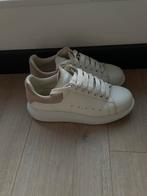 Alexander MQueens, Kleding | Dames, Schoenen, Ophalen of Verzenden, Zo goed als nieuw, Zwart, Sneakers of Gympen