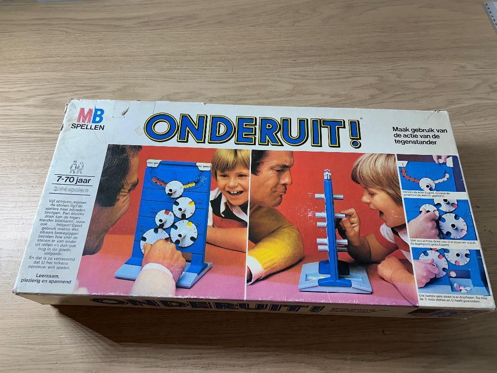 Onderuit! MB Oude versie, Hobby en Vrije tijd, Gezelschapsspellen | Bordspellen, Ophalen of Verzenden, Gebruikt