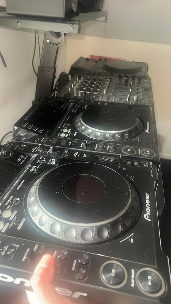 Pioneer DJ-set: 3x CDJ 2000, DJM 800, 2 flightcases, Ophalen, Zo goed als nieuw, Dj-set, Pioneer