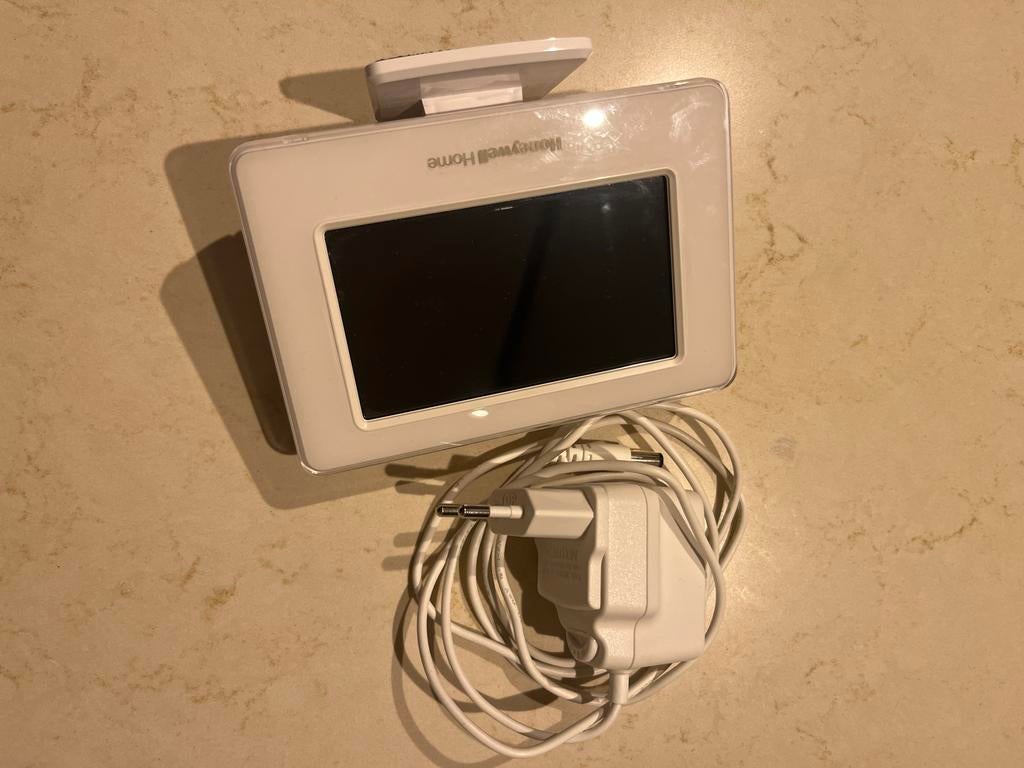 Honeywell Home Evohome, Ophalen of Verzenden, Slimme thermostaat, Gebruikt