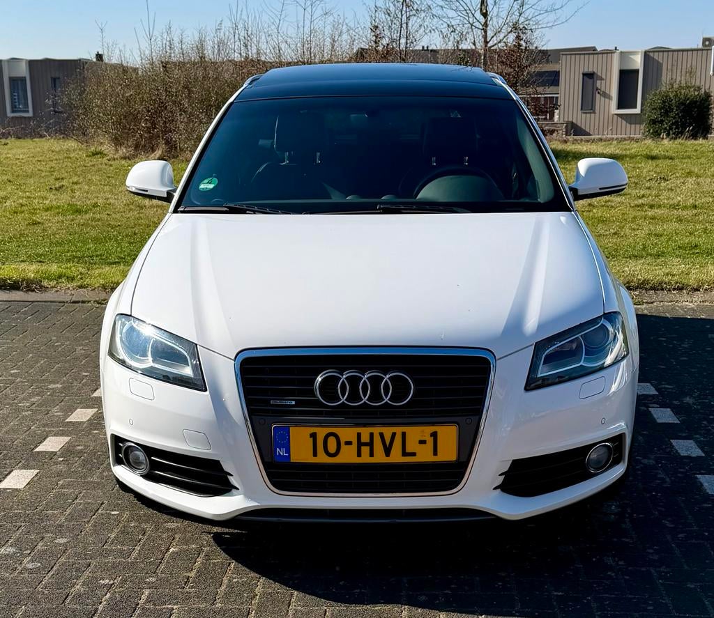Audi A3 Sportback 2.0 TFSI Quattro DSG, Auto's, Audi, Euro 5, Zwart, 4 cilinders, 1984 cc