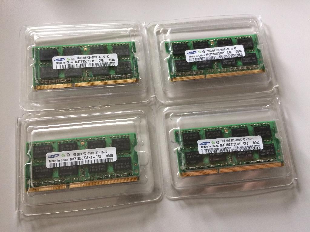 Samsung SO-DIMM 2GB DDR2 SDRAM 1066Mhz (4 stuks) = 8GB, Computers en Software, RAM geheugen, Ophalen, Zo goed als nieuw, DDR2