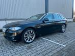 BMW 5-Serie 520I 135KW Touring Aut8 2014 Zwart, 4 cilinders, 2000 kg, Zwart, Origineel Nederlands
