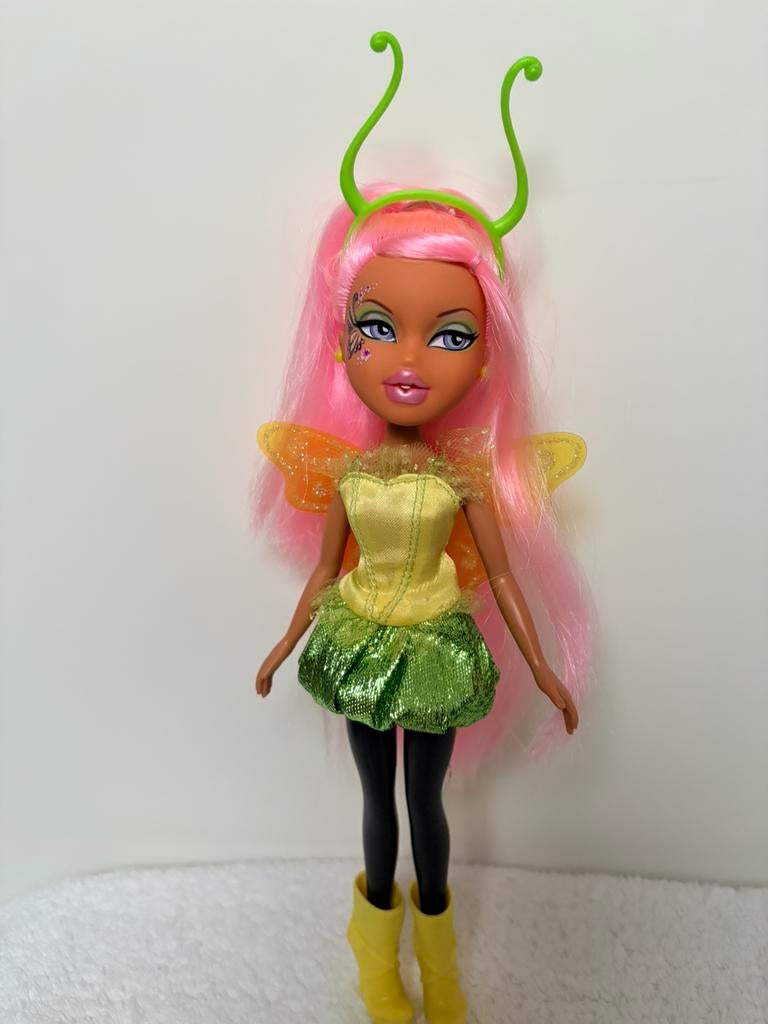 Zeldzame Bratz Masquerade Lian – Fairy Doll (2011), Ophalen of Verzenden, Zo goed als nieuw, Overige typen