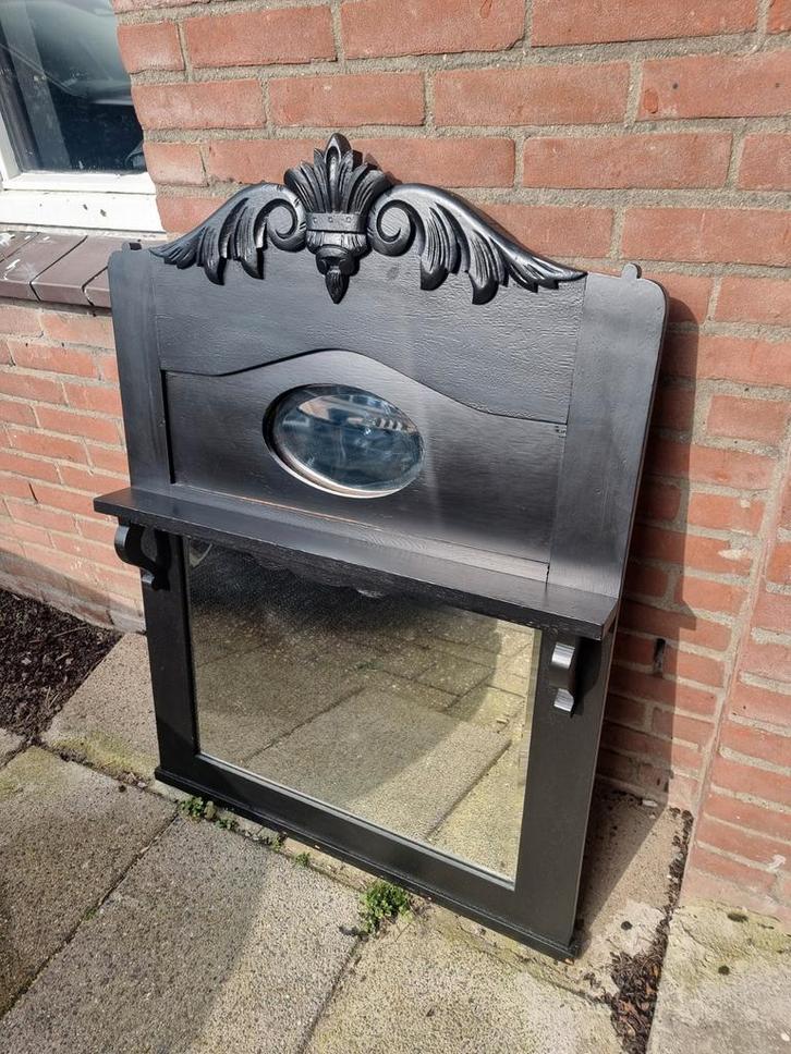 Brocante Kuifspiegel Zwart - 105x77 cm, Antiek en Kunst, Antiek | Spiegels, Rechthoekig, Ophalen