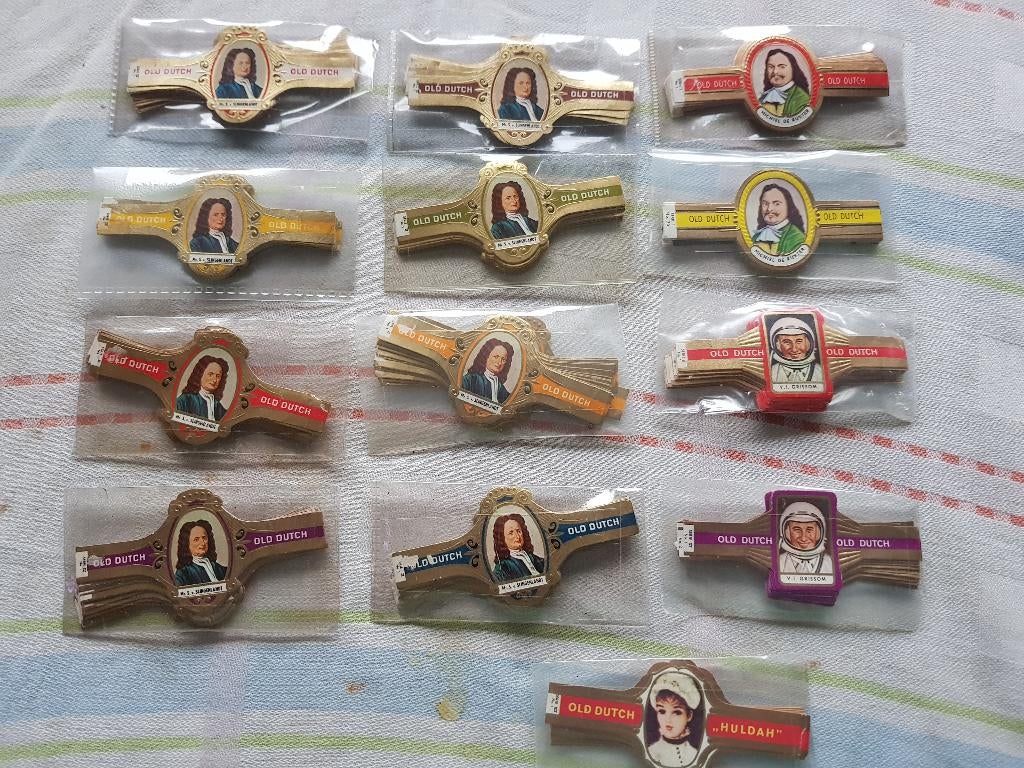complete old dutch sigarenbandjes, Verzamelen, Ophalen of Verzenden, Zo goed als nieuw, Sigarenbandjes