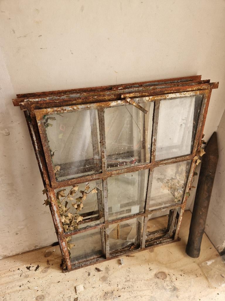 Schuur/stal raam vintage, Ophalen