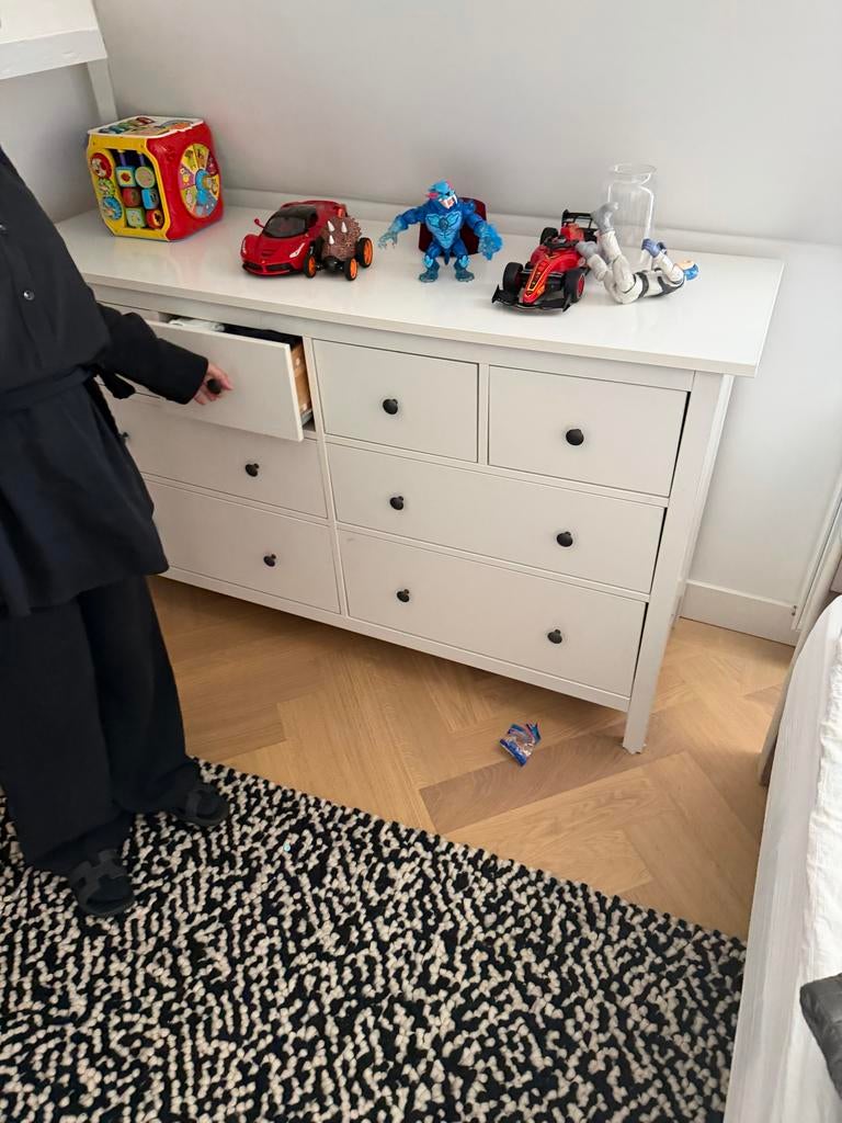 Compleete set bed kleding kast en dressoir, Kunststof, 100 tot 150 cm, 5 laden of meer, Ophalen of Verzenden