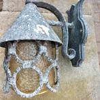 Vintage buitenlamp - gietijzer met amberkleurig glas, Ophalen