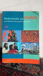 Nederlands op niveau B1 naar B2, Ophalen of Verzenden, Zo goed als nieuw, Van Dale, Nederlands