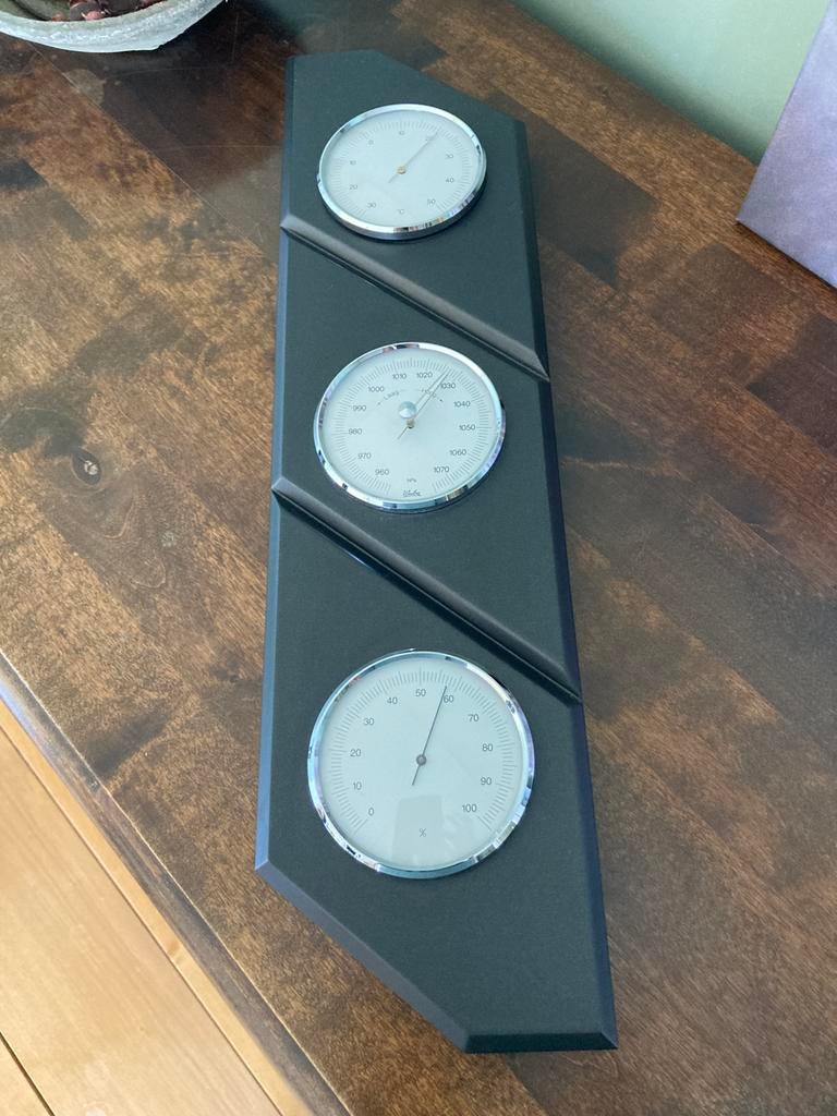 Barometer kleur zwart., Audio, Tv en Foto, Weerstations en Barometers, Ophalen, Gebruikt