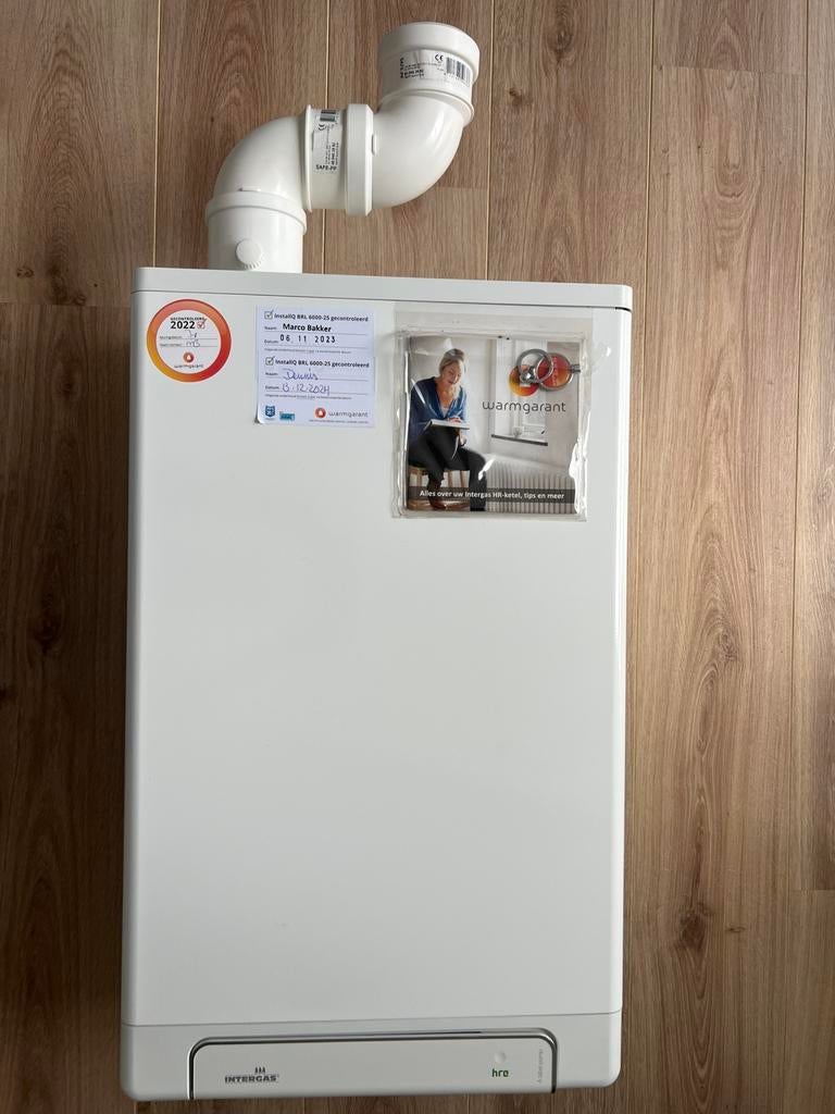 Intergas CV Kombi Kompact HRE 36/30 A (2019), Ophalen, 30 tot 80 cm, Hoog rendement (Hr), Cv-ketel of Combi-ketel