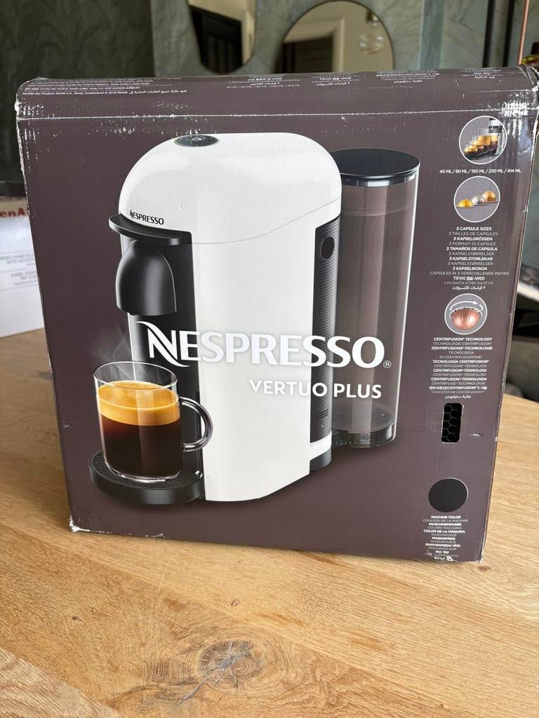 Nespresso Vertuo Plus Black nieuw, Witgoed en Apparatuur, Koffiezetapparaten, Ophalen of Verzenden, Zo goed als nieuw, Koffiemachine