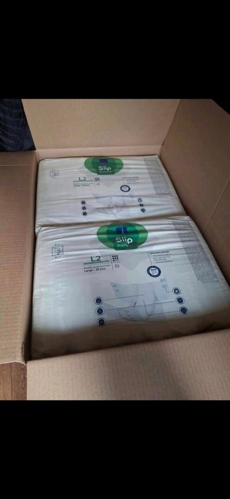 Incontinentie materiaal. L2.  4 pakken, Ophalen, Nieuw