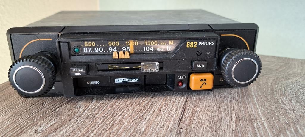 Oude philips autoradio 682 radio casette, Auto diversen, Ophalen of Verzenden