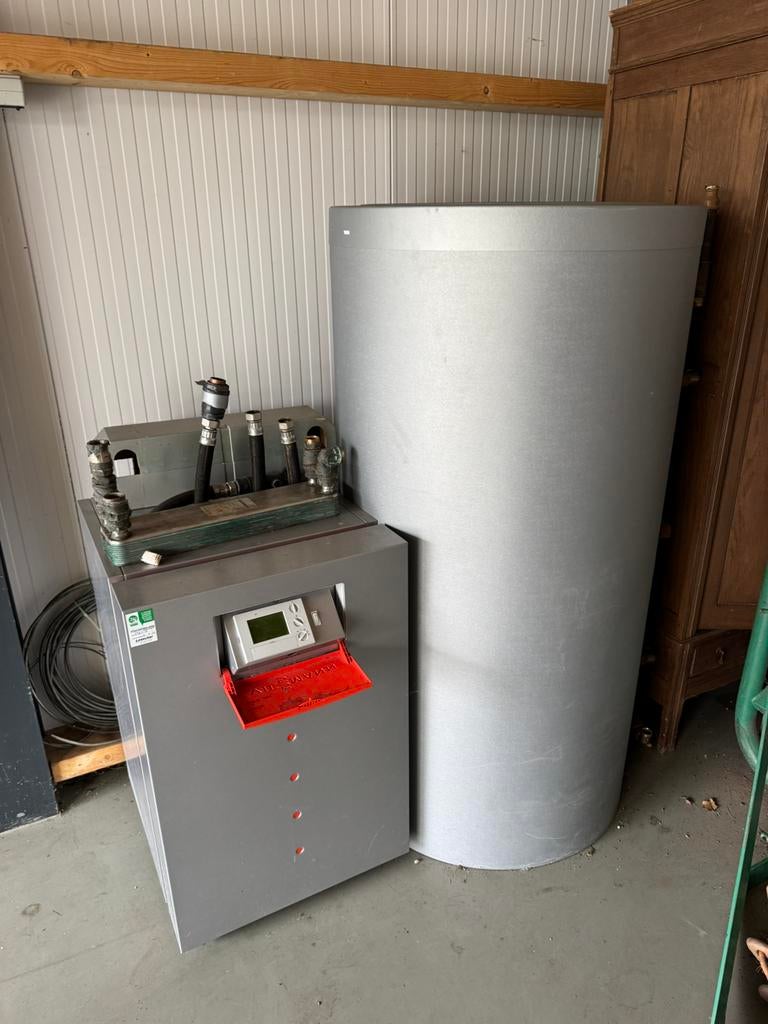 Warmtepomp Viessmann vitocal 300, Ophalen, Gebruikt, 100 liter of meer, Boiler