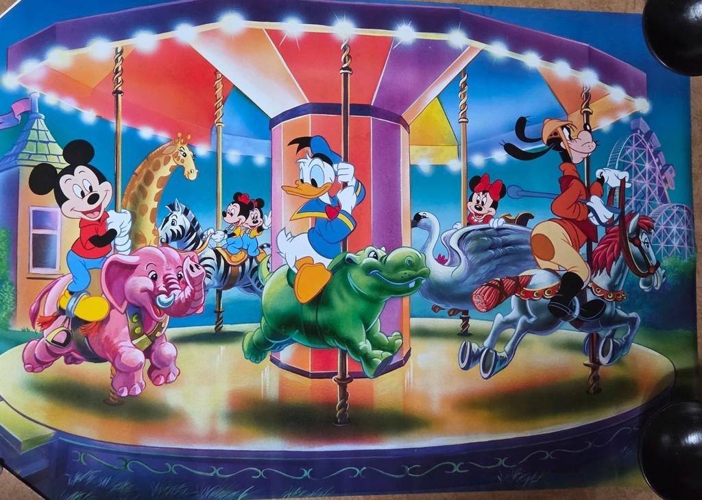Vintage 90s Verkerke Poster: Disney Draaimolen - 93x62cm, Verzamelen, Posters, Ophalen of Verzenden, A1 t/m A3, Film en Tv