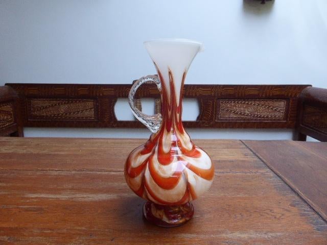 Vintage opaline vaas met handgreep, 29 cm. Italie, Ophalen of Verzenden
