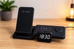 4-in-1 Draadloos Oplaadstation met Klok - 15W Snel Laden, Telecommunicatie, Mobiele telefoons | Telefoon-opladers, Ophalen, Nieuw