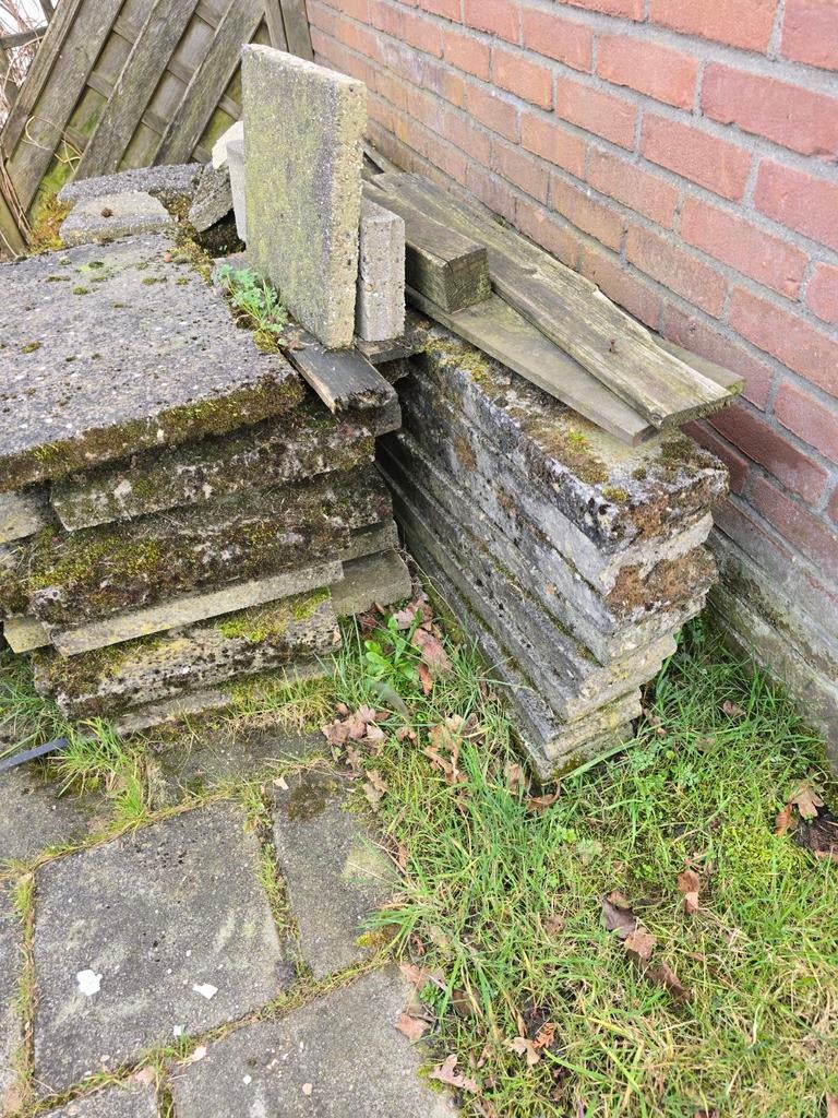 Gratis tuintegels en opsluit bandjes, Tuin en Terras, Tegels en Klinkers, Ophalen of Verzenden, Nieuw