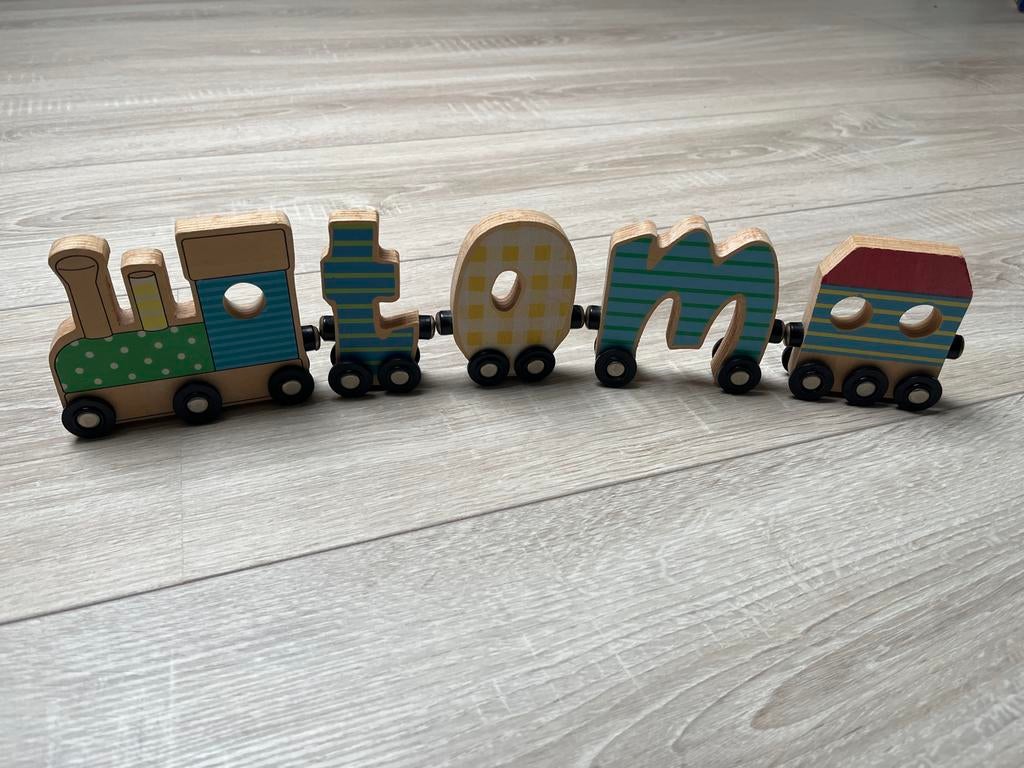 Naamtreintje Tom - Houten Speelgoed, Ophalen of Verzenden, Gebruikt, Duw- of Trekspeelgoed