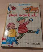 Toneellezen Hier Waak Ik. Avi E4, Ophalen of Verzenden, Zo goed als nieuw, Fictie algemeen