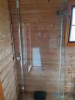 Hardglazen douche deur
Verstelbaar max 90 cm breed
Hoog 180, Huis en Inrichting, Badkamer | Badkamermeubels, Ophalen, Gebruikt