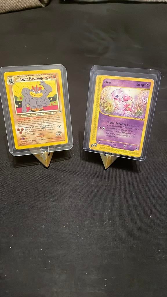 2 oude kaarten, Hobby en Vrije tijd, Ophalen of Verzenden, Gebruikt, Meerdere kaarten, Foil