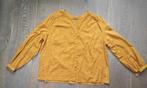 Te koop: Leuke oker gele blouse van het merk YESSICA MT: 46, Geel, Ophalen of Verzenden, Zo goed als nieuw, Blouse of Tuniek
