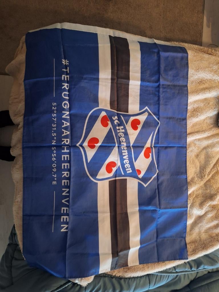 SC Heerenveen vlag plus sjaal(verkocht), Ophalen, Zo goed als nieuw, Overige binnenlandse clubs, Vaantje of Sjaal