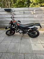 Derbi senda sm 50cc drd evo limited edition 2009, Fietsen en Brommers, Brommers | Derbi, Ophalen, 6 versnellingen, Maximaal 45 km/u