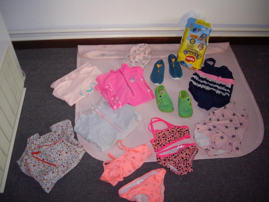 meisjes zwemkleding/u v /schoentjes verschillende maten, Overige maten, Ophalen of Verzenden, Zo goed als nieuw, Overig