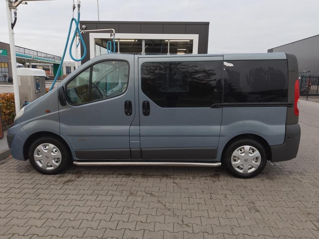 Rolstoelbus Renault trafic 2007, Auto-onderdelen, Ophalen of Verzenden, Gebruikt, Renault