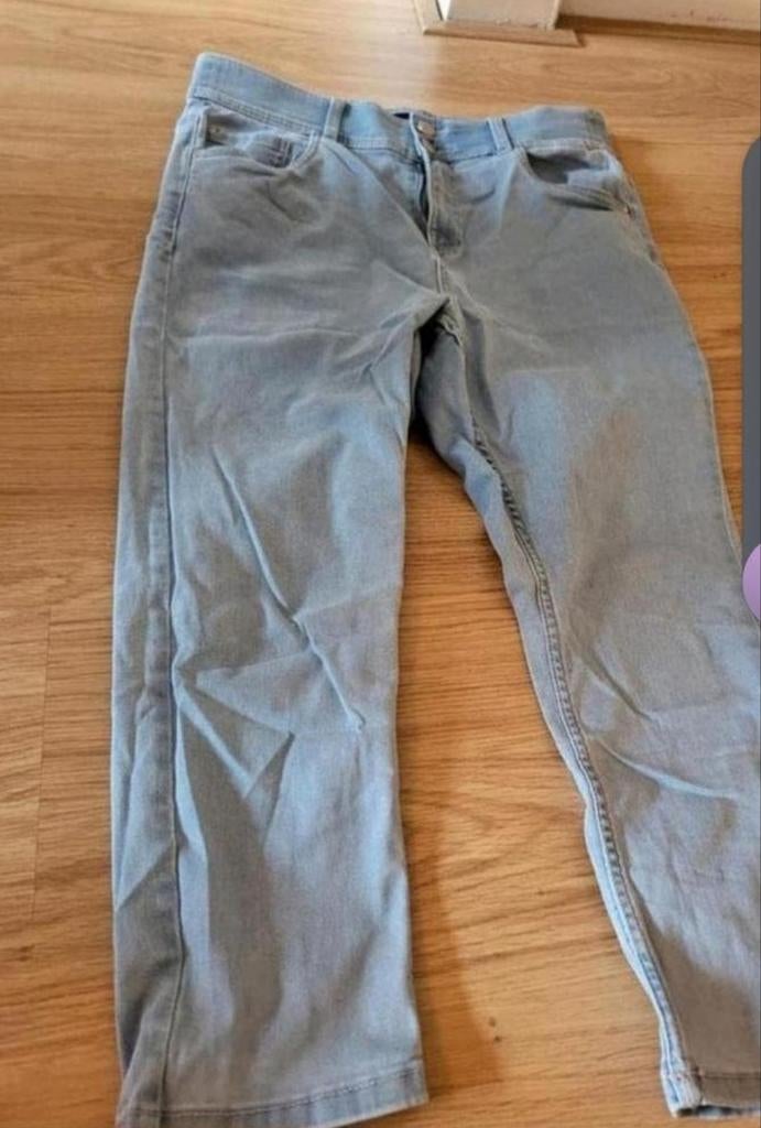 Capri broek Maat 46 ms mode, Ophalen of Verzenden, Zo goed als nieuw, Blauw, Overige jeansmaten