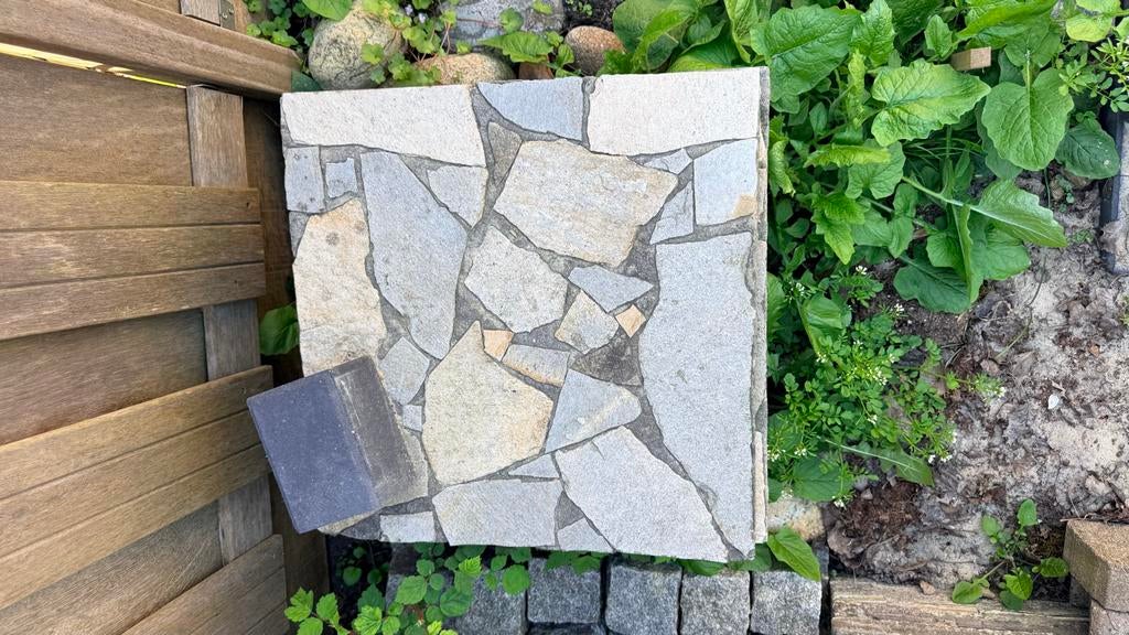 Free mosaic tiles & stone slabs – Purmerend, Ophalen, Gebruikt, Terrastegels, Natuursteen