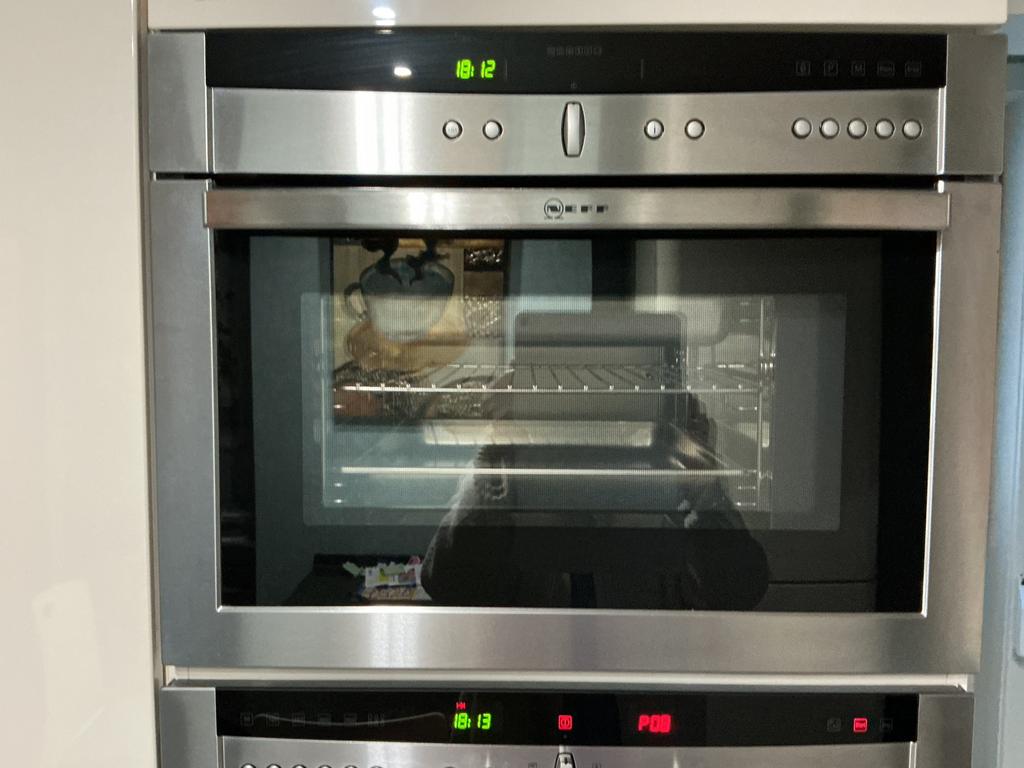 STOOMOVEN NEFF - INBOUW, Ophalen, Zo goed als nieuw, 45 tot 60 cm