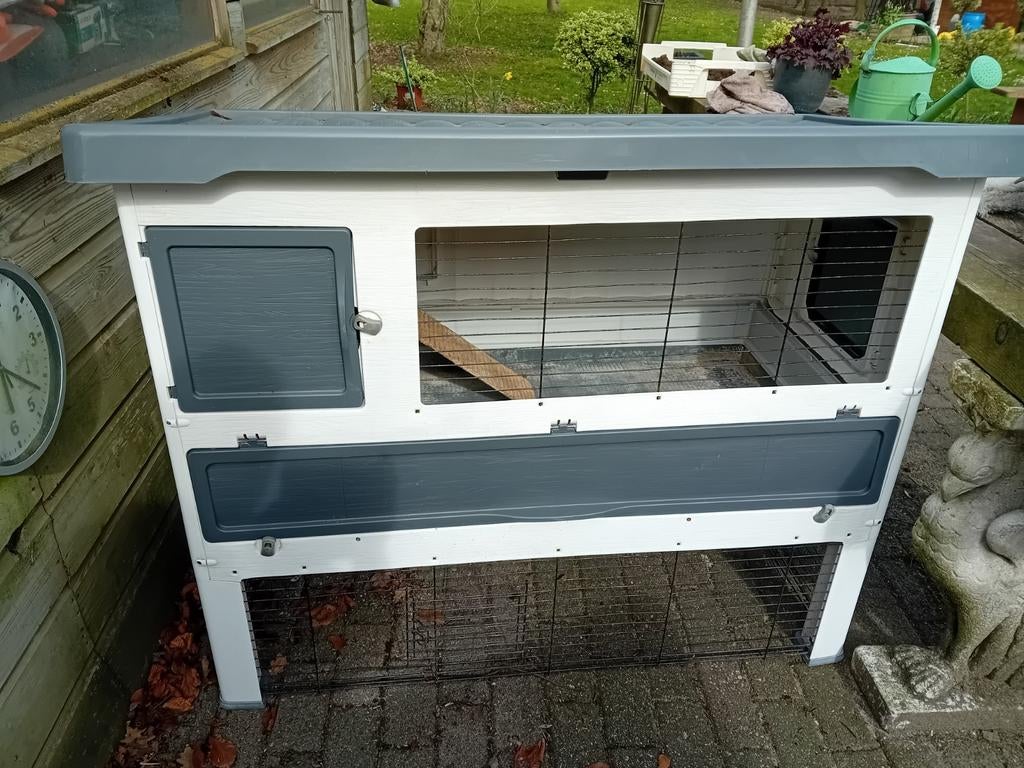 Konijnenhok  kunstof., Dieren en Toebehoren, Ophalen, 90 cm of meer, Hok, 110 cm of meer