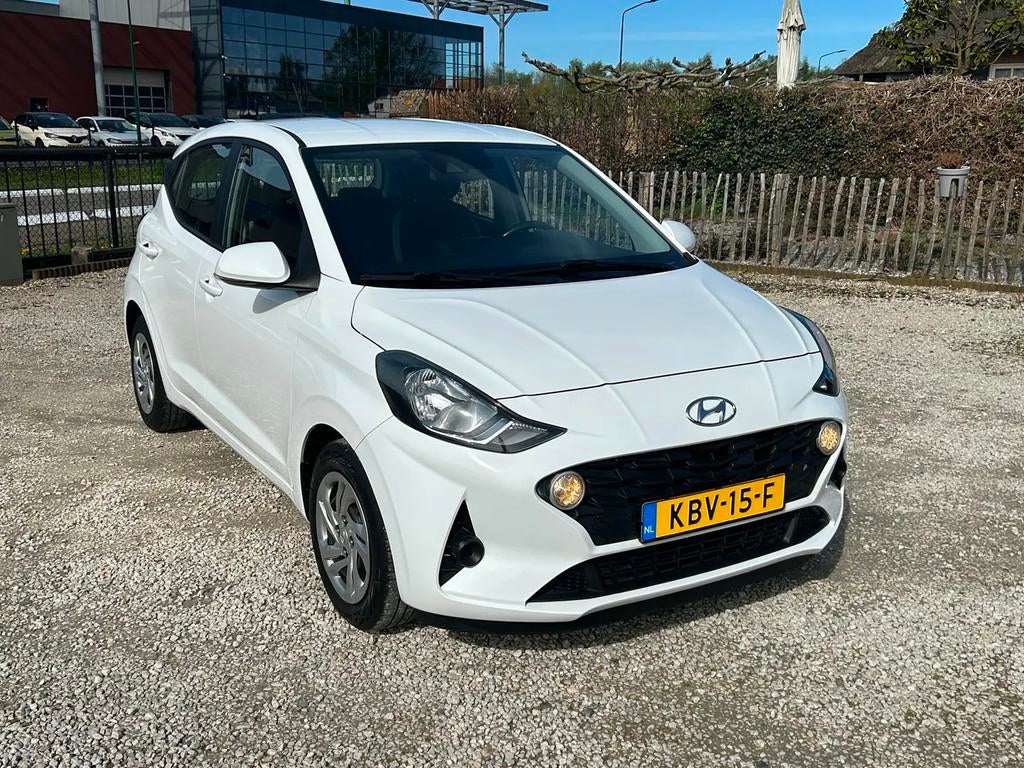 Hyundai i10 1.0 AUTOMAAT Apple Carplay, Airco, € 12.495,00, Auto's, Stof, Gebruikt, 899 kg, Wit