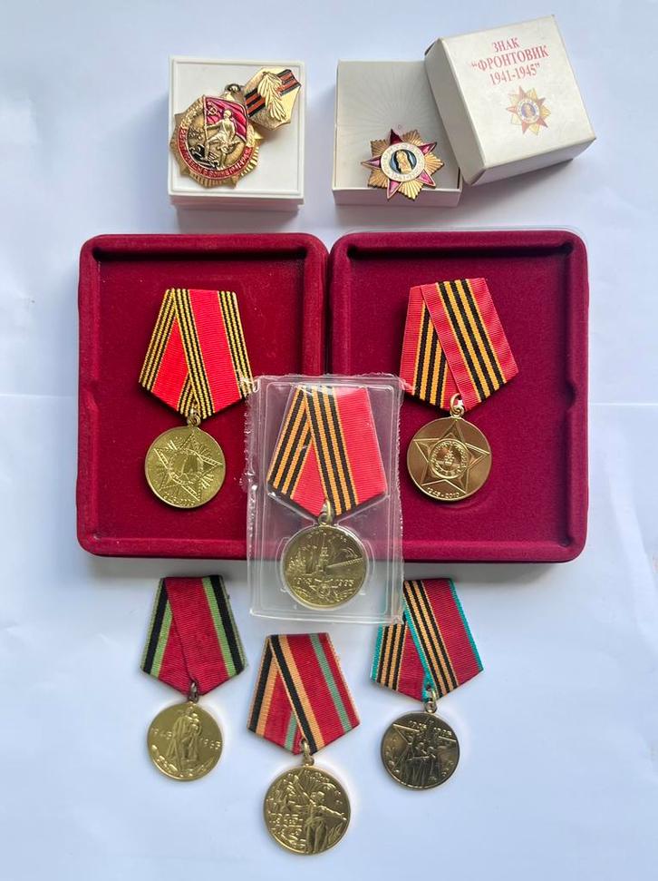 Sovjet & Russisch "Victory Archief"set met originele doosjes, Sieraden, Tassen en Uiterlijk, Manchetknopen, Zo goed als nieuw