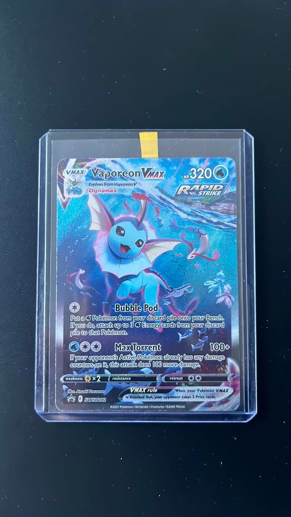 Vaporeon VMAX Pokémon kaart - Goede staat, Ophalen of Verzenden, Gebruikt, Losse kaart, Foil