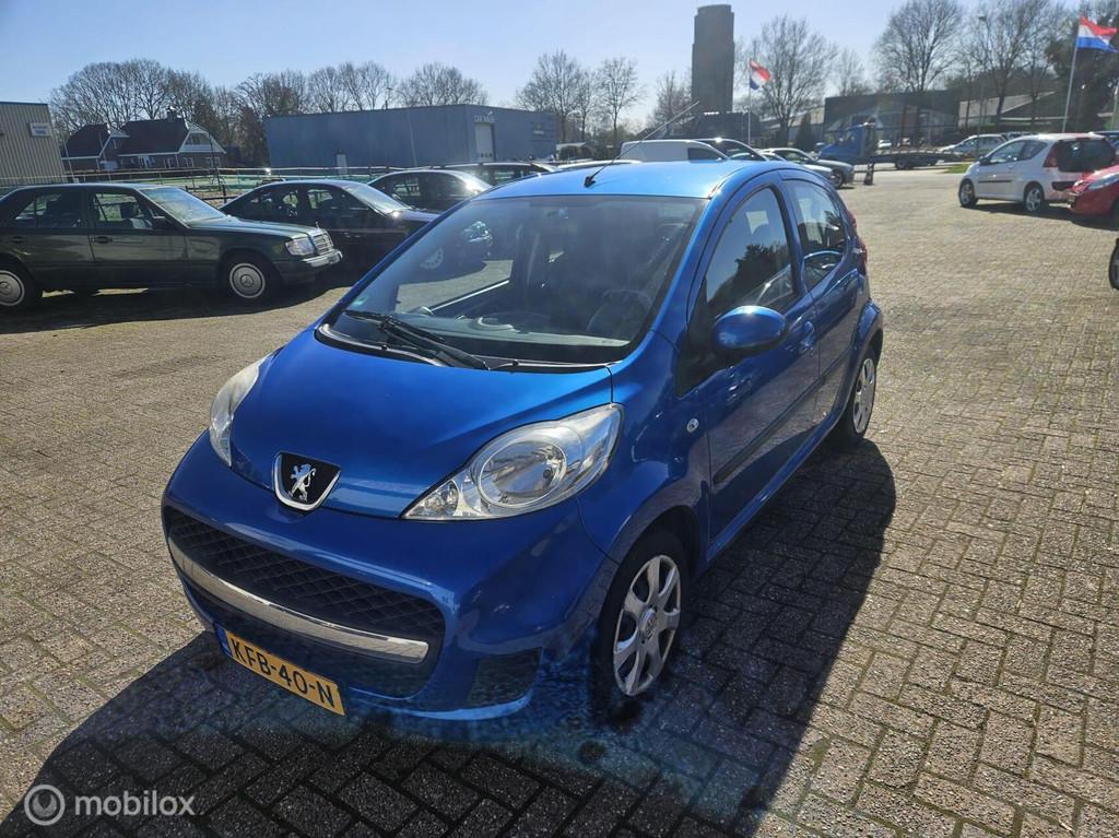 Peugeot 107 1.0-12V XR 5drs airco elramen nwe apk, Voorwielaandrijving, Stof, Gebruikt, Bedrijf