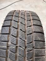 Winterbanden met stalen velgen 195/50 R15 – Ford F – Pirelli, Auto-onderdelen, Ophalen, 15 inch, Banden en Velgen, Winterbanden