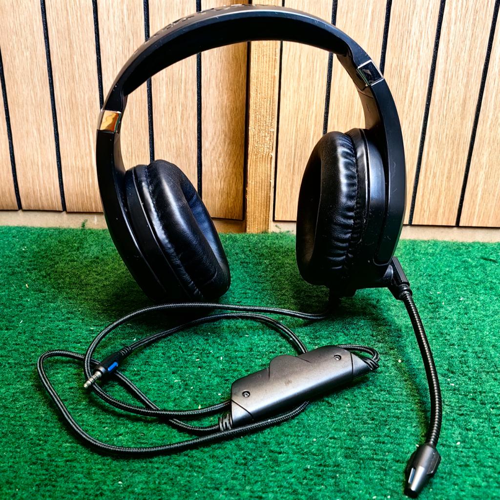 Trust GXT 488 Forze Headset - In Nette Staat, Trust, Zo goed als nieuw, Support@trust.com, Laan van Barcelona 600
3317 DD Dordrecht
Netherlands