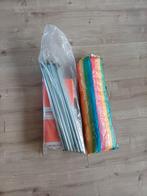 Windscherm met stokken en scheerlijnen  en kleurrijke tas, Caravans en Kamperen, Windschermen, Ophalen