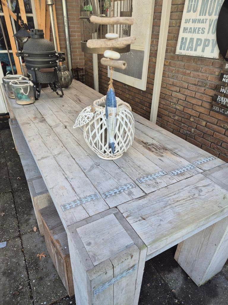 Origineel robuste steigerhouten tafel met 2 bankjes., Ophalen, Gebruikt, 6 zitplaatsen, Steigerhout