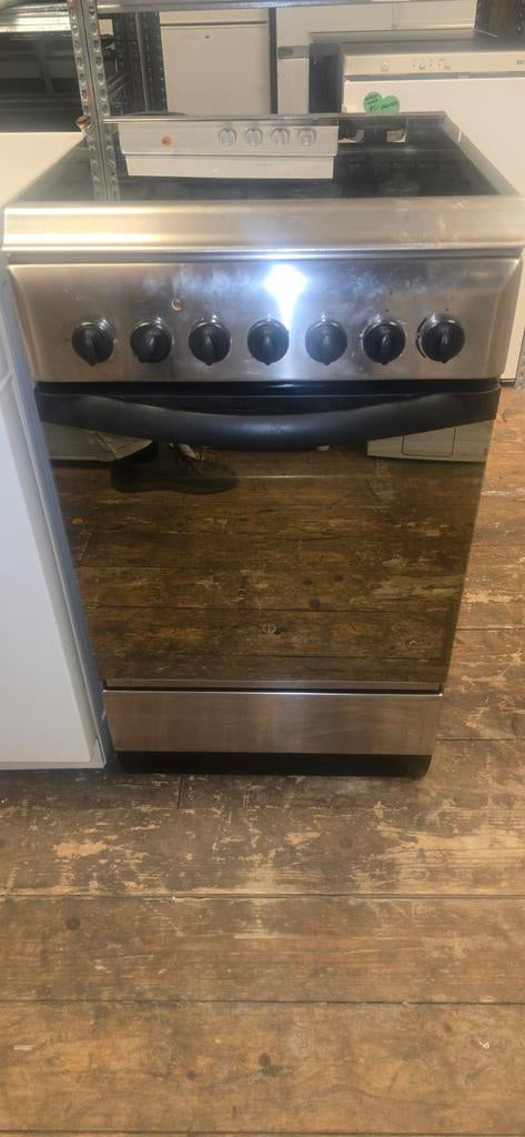 Indesit rvs gasfornuis met elektrische oven met garantie, Witgoed en Apparatuur, Fornuizen, Ophalen, Gebruikt, 4 kookzones, Gas