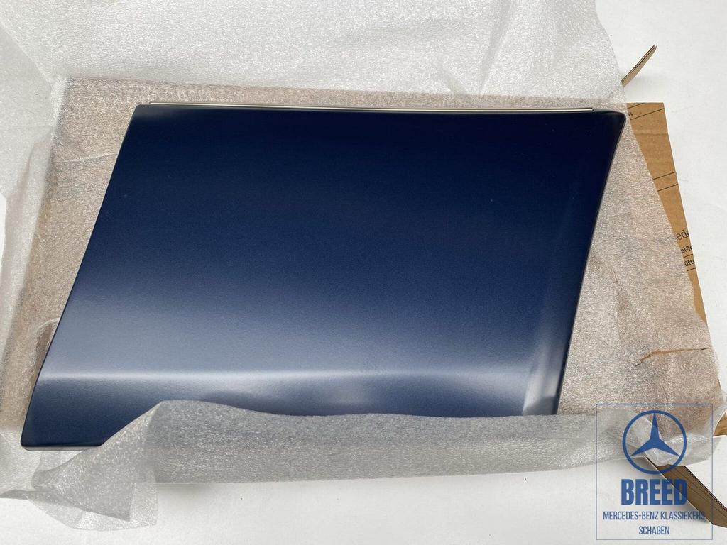 NOS Flankbeplating voorscherm rechts Mercedes-Benz W124, -, Nieuw, Ophalen of Verzenden, -