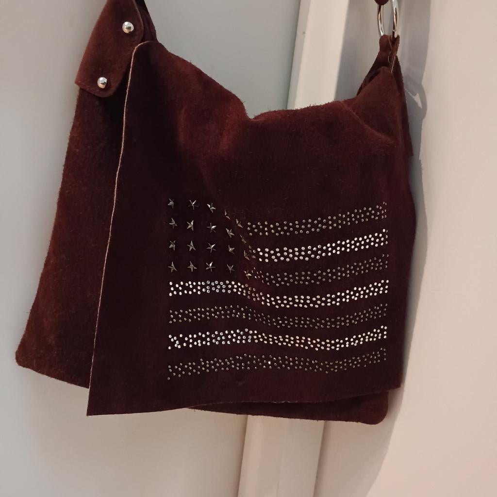 Leuke suède damestas, bordeaux rood, Ophalen of Verzenden, Zo goed als nieuw, Rood, Handtas