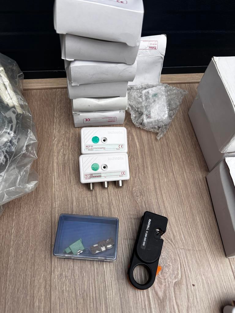 Coax kabels en apparatuur: Technetix, Tratec en meer, Ophalen, Gebruikt, 10 meter of meer, Coaxiale kabel