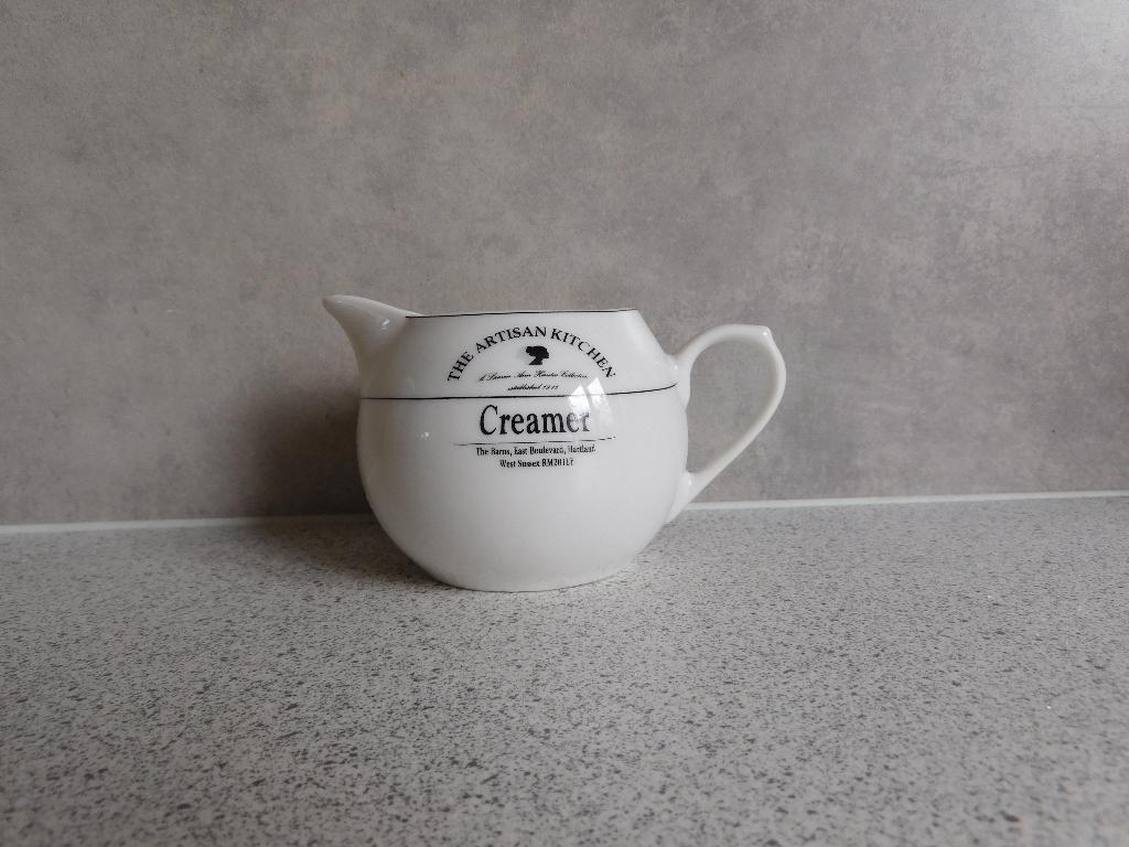 Melkkan Creamer Lauren Ann Hunter the Artisan Kitchen, Overige typen, Ophalen of Verzenden, Zo goed als nieuw, Overige stijlen